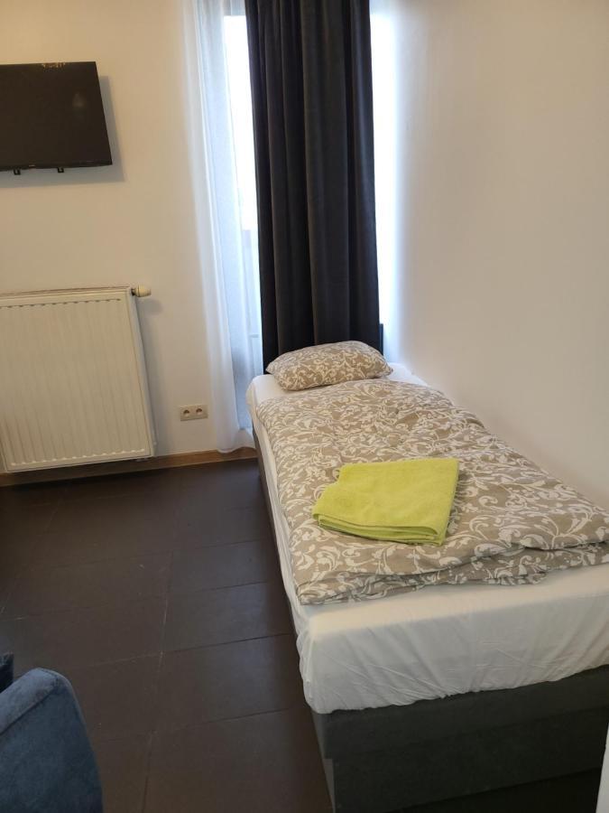 Amber Hostel Szlak Kraków Eksteriør billede